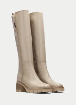Bota Everest Marfil