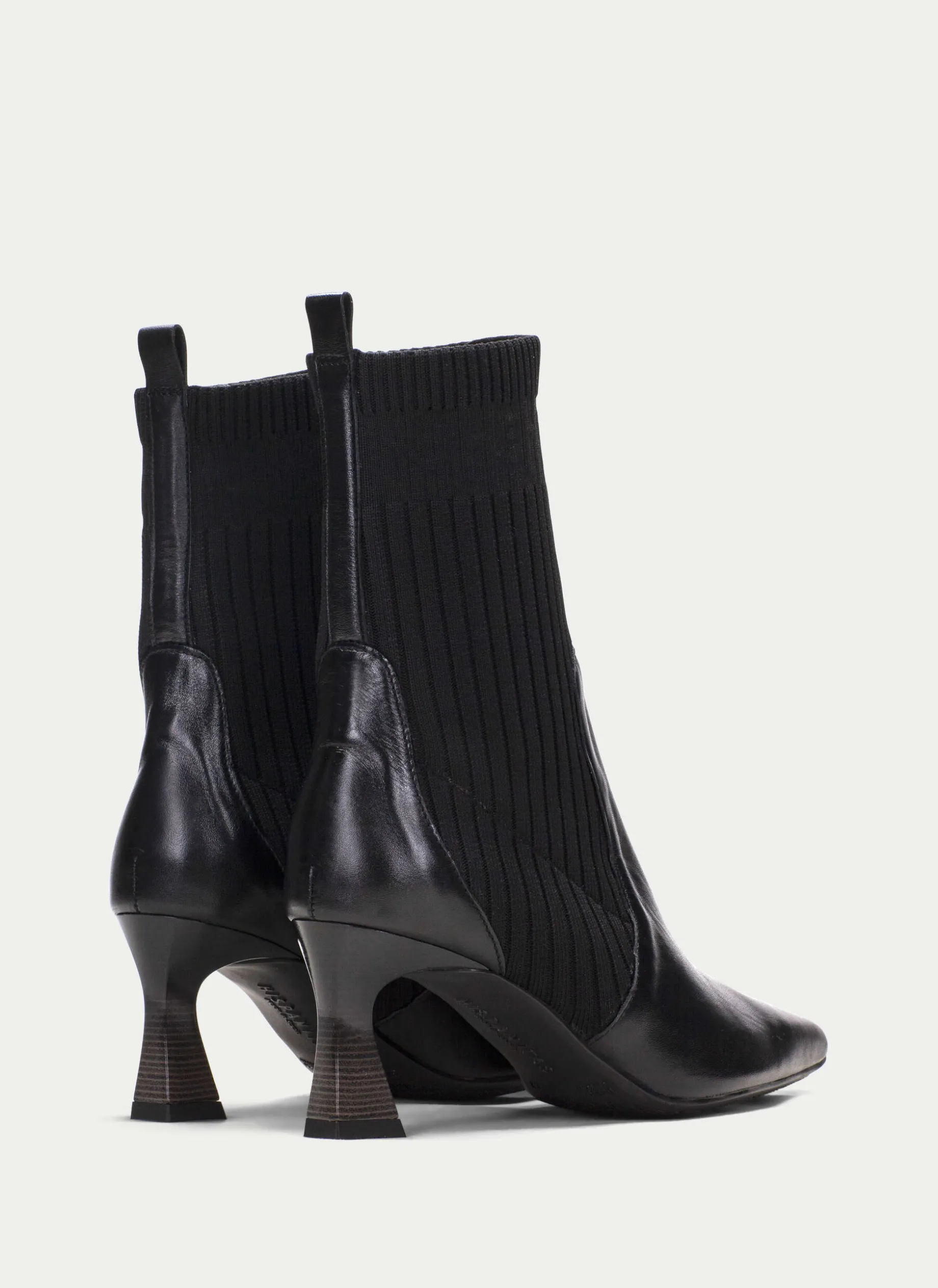 Botins Dalia Preto
